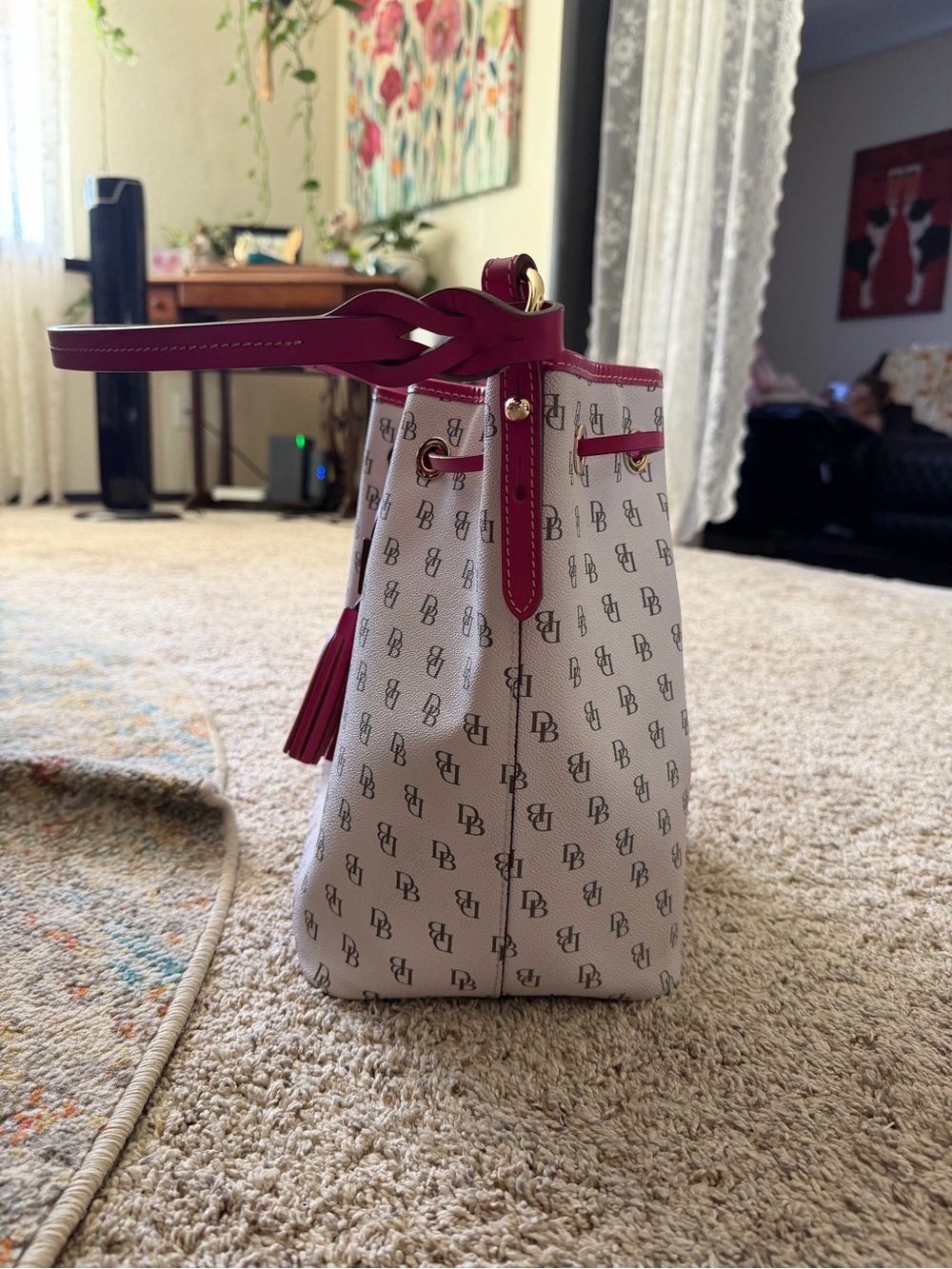 Dooney & Bourke White and Pink Bucket Bag - Picture 4 of 12